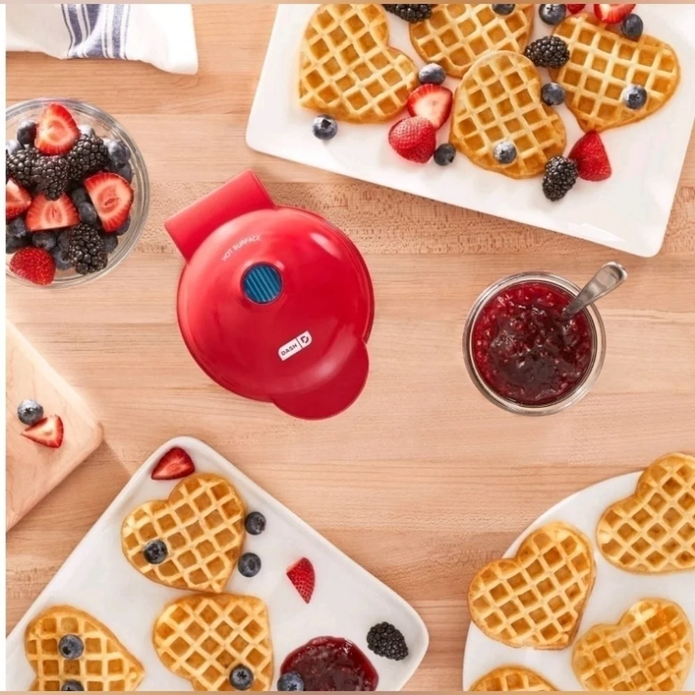 New DASH Red Heart Mini Waffle Maker
